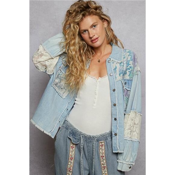 NWT POL Printed Woven‎ Mix Raw Hem Jacket with Lace Detail - Picture 2 of 4